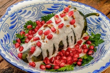 Chiles en Nogada